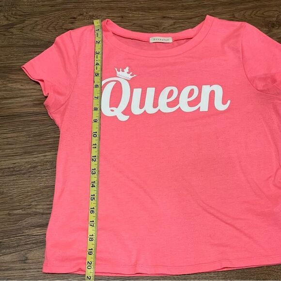 Occasion Queen Short Sleeve Tshirt Bright Coral Pink Size Large - Picture 4 of 7